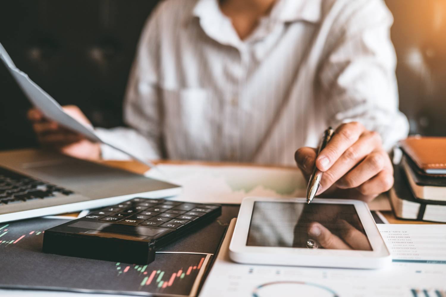 Hanilux Financial Consulting: Su camino hacia el crecimiento